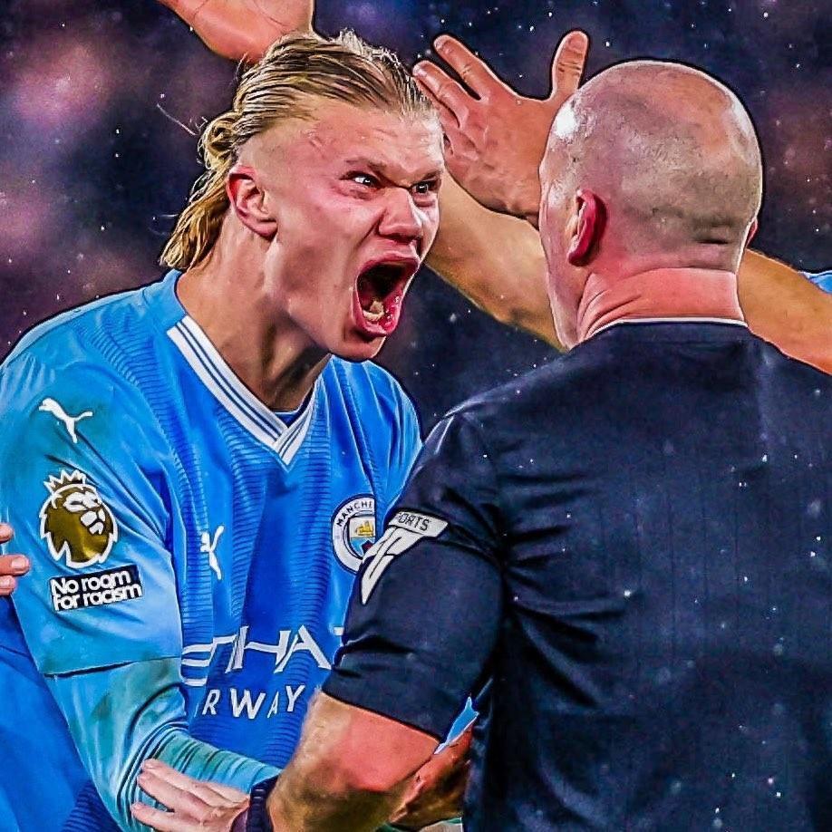 孙颖莎王楚钦赛前训练气氛轻松，大头仰头大笑，大笑引发全场欢笑