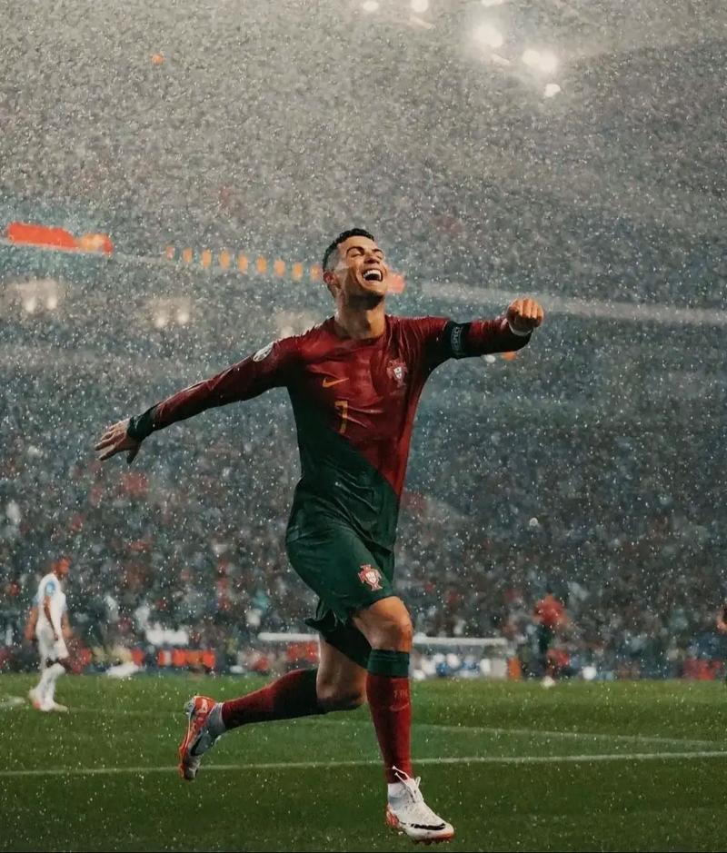 姆巴佩调侃破坏点球点：对方支撑脚要是打滑，我们就赚到了