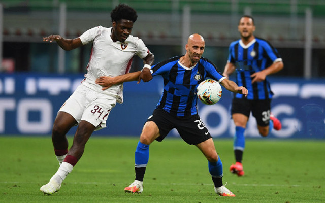 皇马官方：米利唐左腿股二头肌撕裂，预计将缺席3-4个月