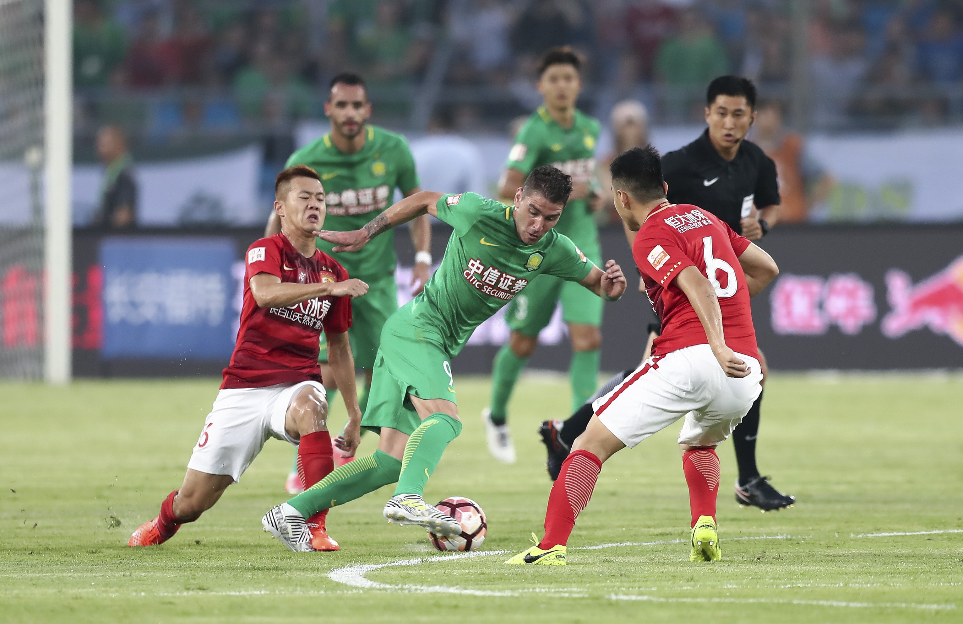 西布朗旧将罗布森-卡努出售饮料公司股份，赚了1500万英镑